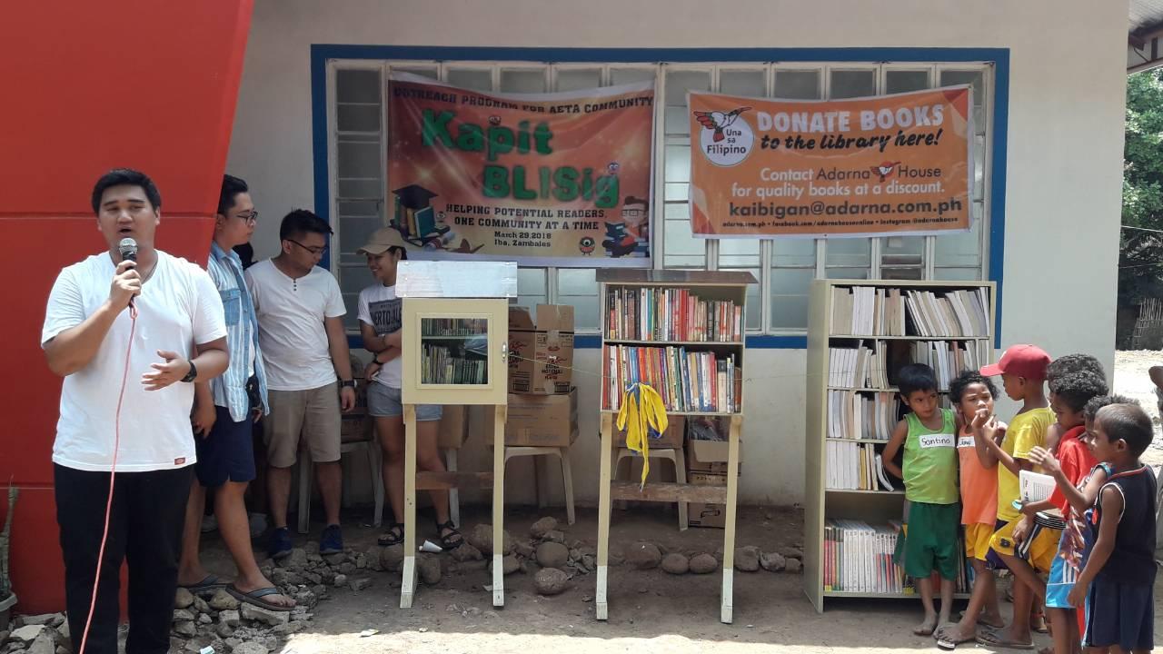 Mr. Rodell A. Papa during one of the outreach programs for the Aeta community in Zambales (Photo courtesy: Rodell Papa)