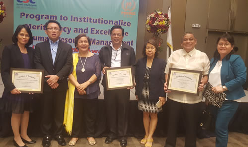 FPRDI receives award from Civil Service Commission.