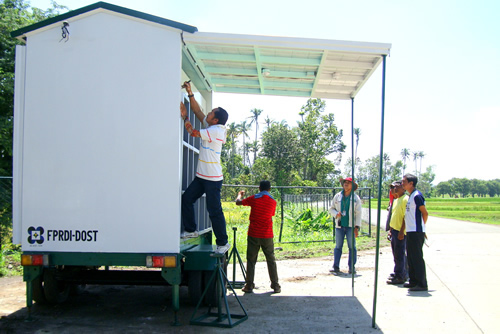 FPRDI F-shelter serves as IRRI’s field lab. 