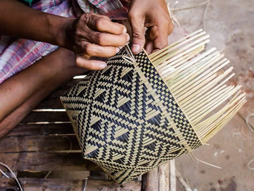 A basket meticulously woven by a Batak weaver.